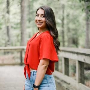 Meet your Posher, Hannah